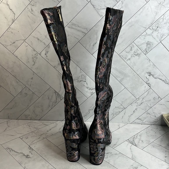 NWT Reaction Kenneth Cole Womens Time To Step Black Multi Floral Print Boots 7M - Picture 5 of 9